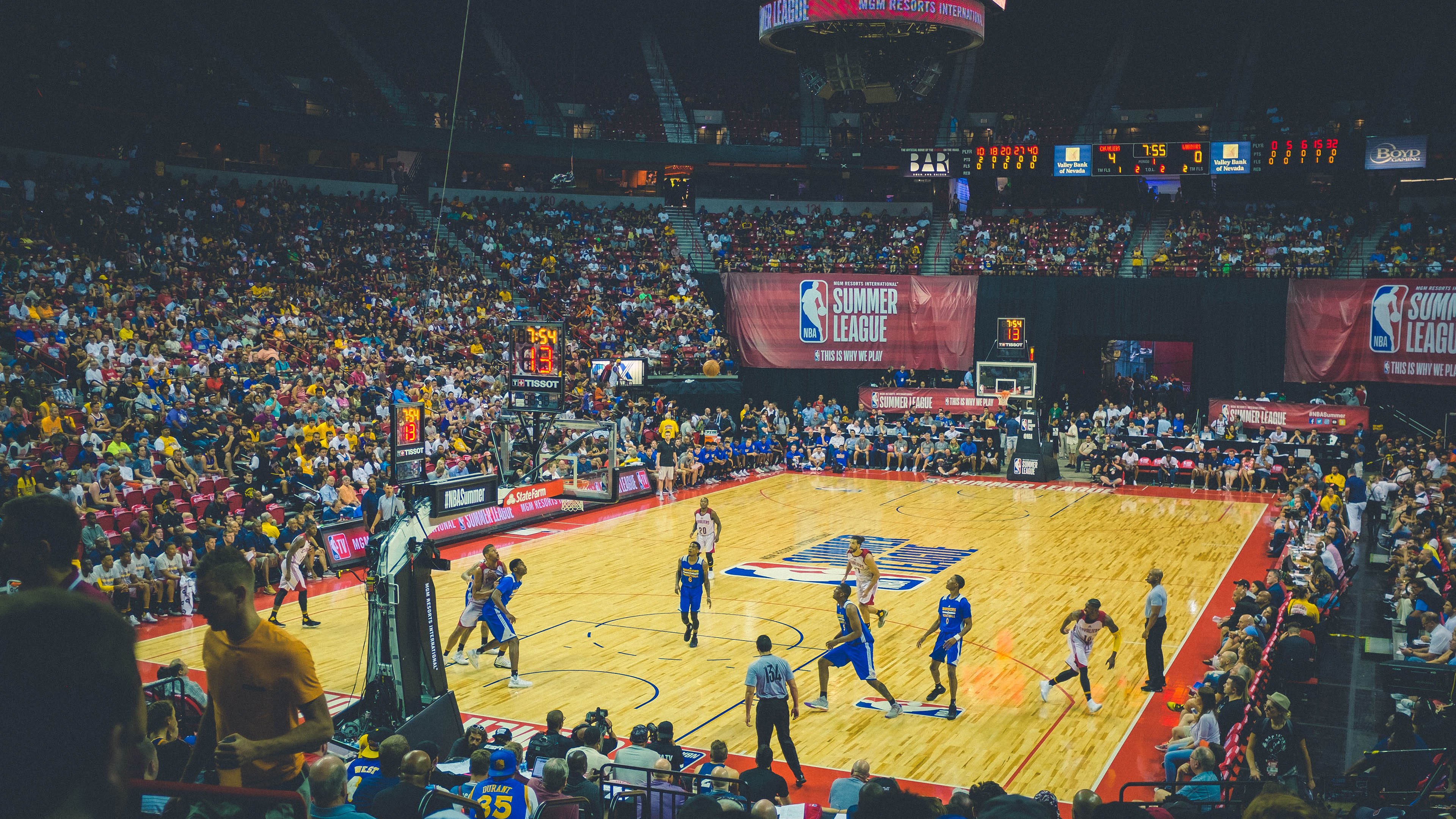 LCK联盟发布电子竞技选手伤病预防指南,电子竞技选手手伤因为什么