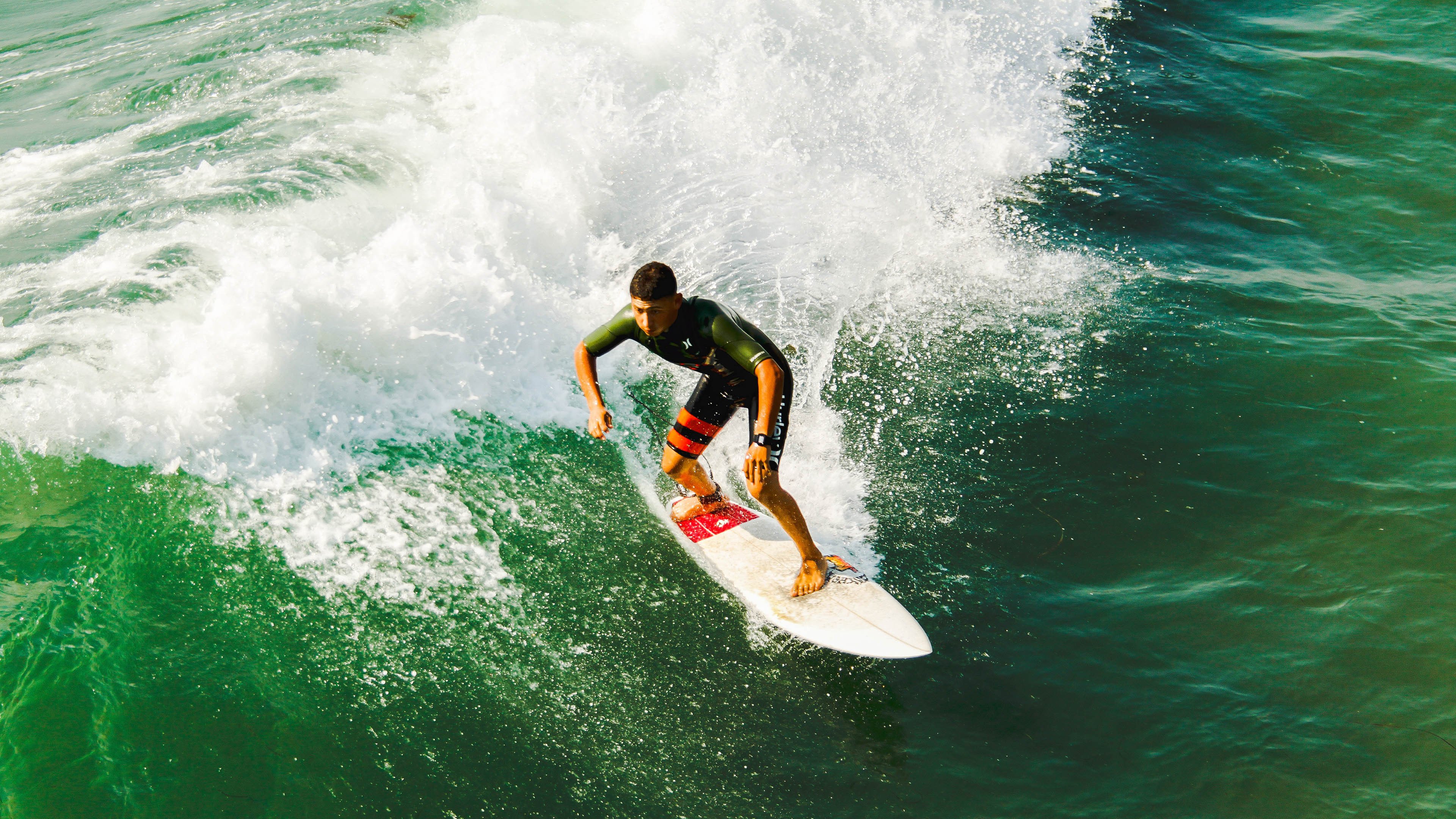 墨西哥队前锋苏亚雷斯在巴黎奥运会上表现出色,苏亚雷斯西班牙